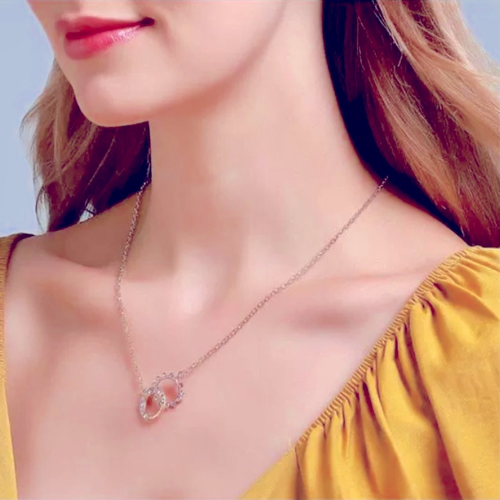 ❤️Seller’s Pick❤️ Elegant Gold Plated Rhinestones Two Loop Necklace - Picture 7 of 11